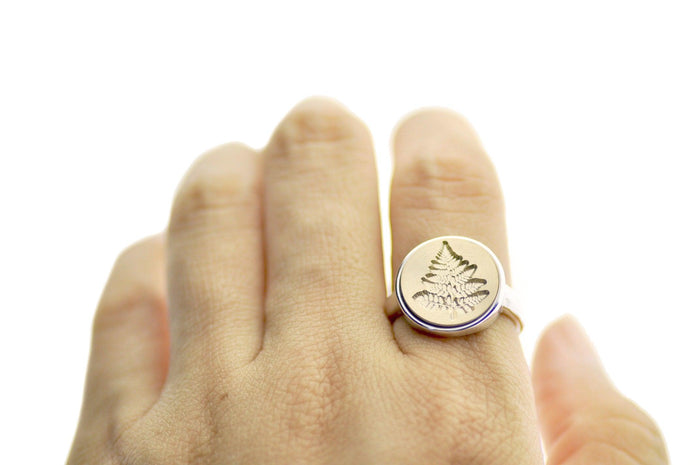 Fern Signet Ring - Backtozero B20 - 14m, 14mm, 14mm ring, 14mn, accessory, Botanical, fern, her, jewelry, Leaf, Leafs, Leaves, minimal, Nature, Plant, ring, signet ring, simple, size 10, size 7, size 8, size 9, wax seal, wax seal stamp