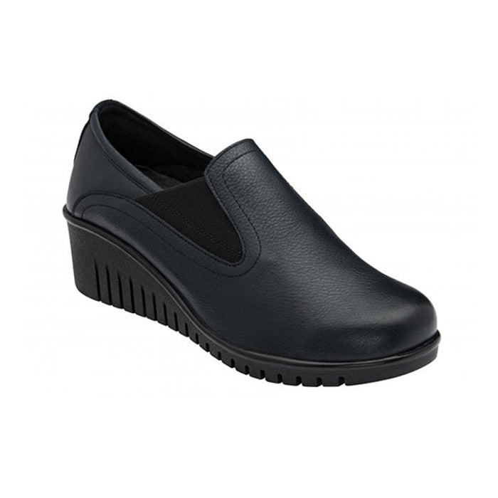 Women’s slip-on wedge pumps, black leather-look upper and ridged rubber sole
