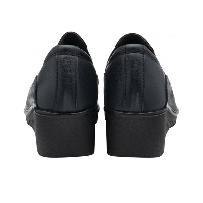 Women’s wedge pumps, back view in black leather-look with padded heel and seam details