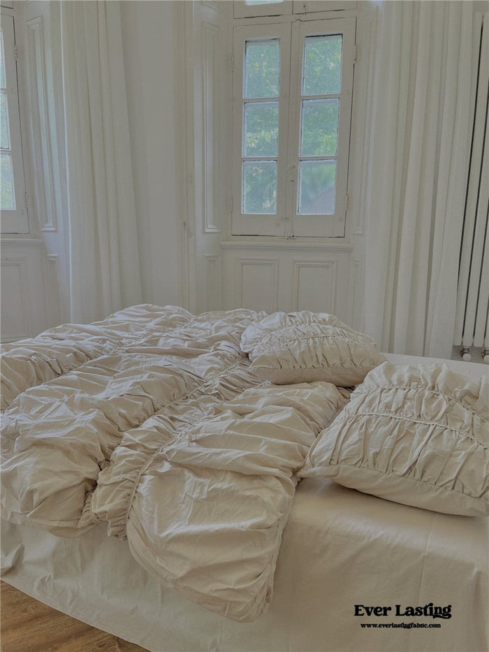 Royal Pillowcases / Beige - Ever Lasting