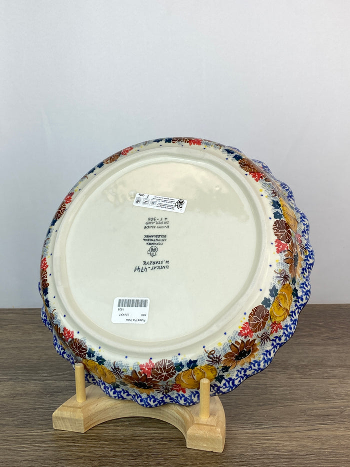 Ruffled Unikat Pie Plate / Round Baker - Shape 636 - Pattern U4741